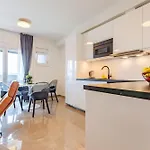 Lpl Luxury Apartmán