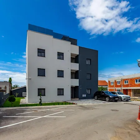 Lpl Luxury Apartament