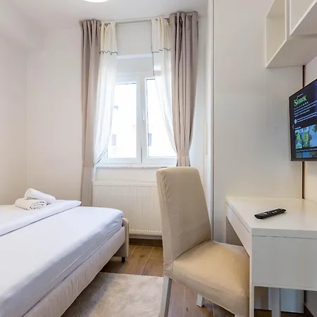 Lpl Luxury