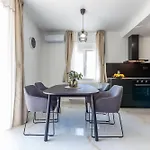 Lpl Luxury *