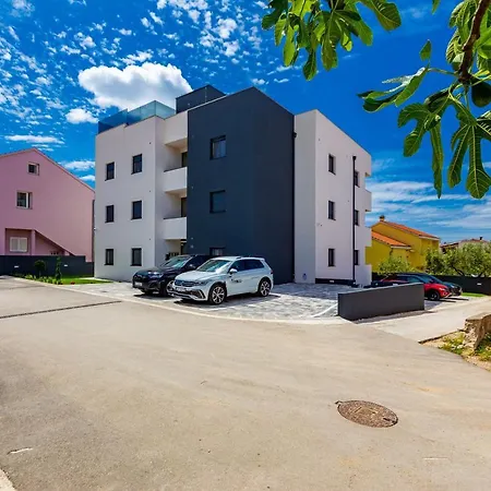 Apartman Lpl Luxury *