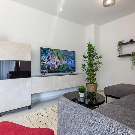 Lpl Luxury Zadar