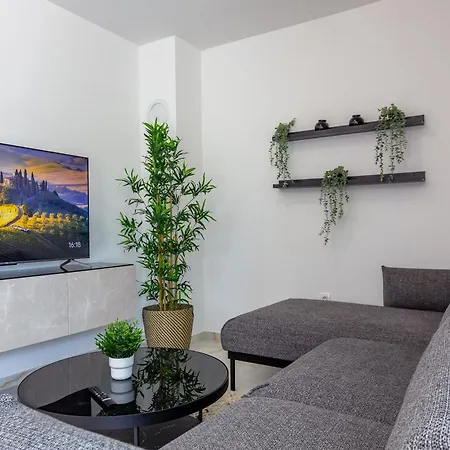 Lpl Luxury * Zadar